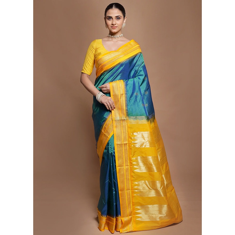 Green Kanjivaram Silk Saree With Blouse Piece - JD986601955
