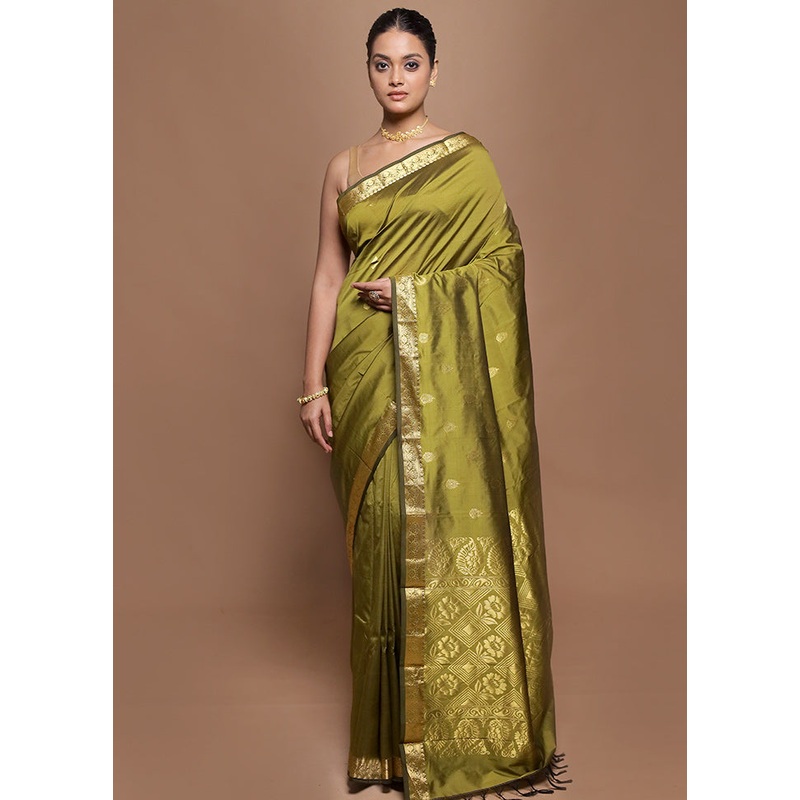 Green Kanjivaram Silk Saree With Blouse Piece - JD986601958
