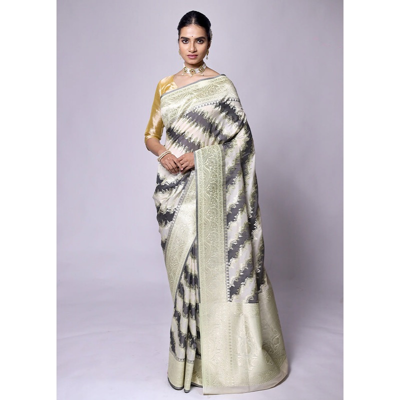 Grey Uppada Silk Saree With Blouse Piece - JD986601303