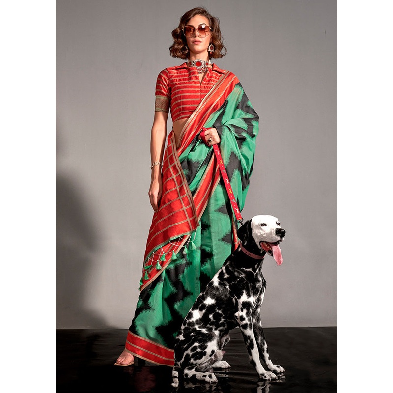 Green Spun Silk Saree With Blouse Piece - JD986601070