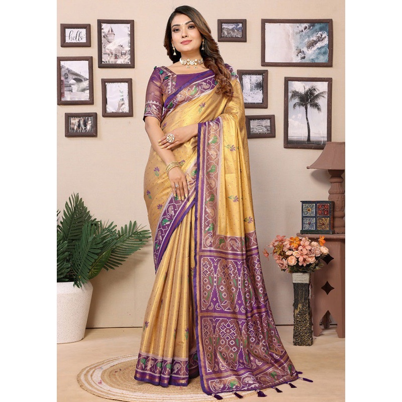 Golden Banarasi Silk Saree With Blouse Piece - JD986600734
