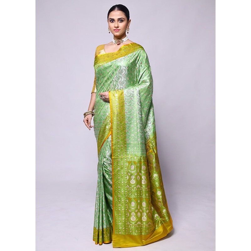 Green Tanchoi Silk Saree With Blouse Piece - JD986600438