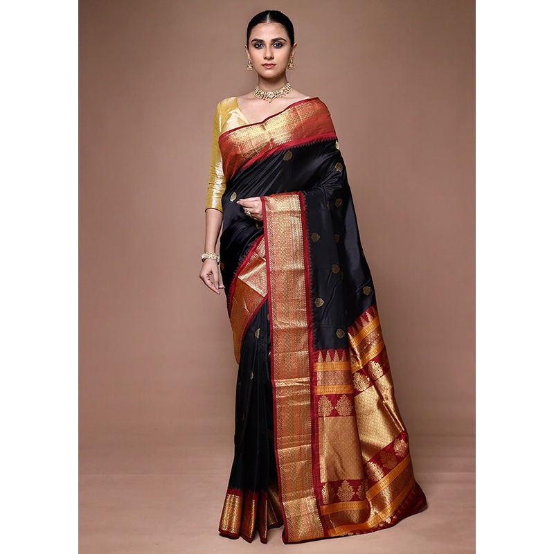 Black Handloom Kanchipuram Pure Silk Saree With Blouse Piece - JD986599692